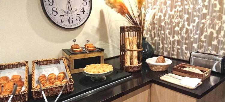 波尔多西部梅里尼亚克机场基里亚德酒店(Kyriad Bordeaux - MÉRIGNAC AÉROPORT)图片