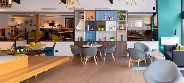 纽波特假日酒店(Holiday Inn Newport)图片