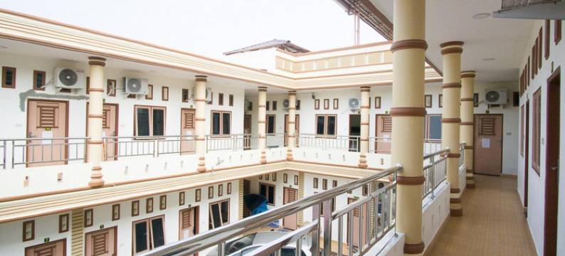 红多兹酒店@佩马塔斯安塔2号(RedDoorz @ Pematangsiantar 2)图片