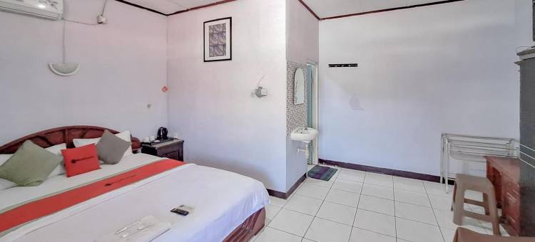 RedDoorz Syariah at Hotel Adi Sederhana near Stasiun Jatibarang图片
