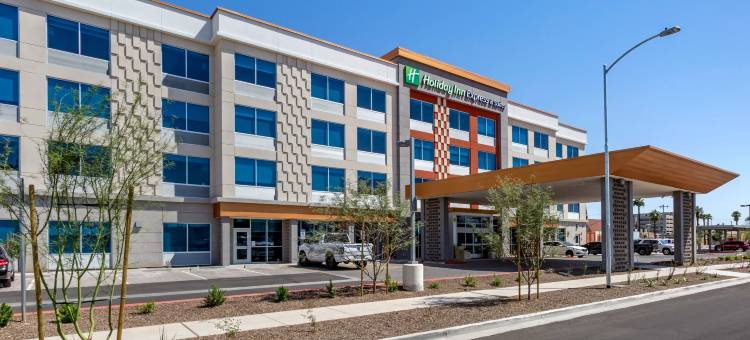 凤凰市区-国会大厦智选假日套房酒店(Holiday Inn Express & Suites Phoenix Dwtn - State Capitol)图片