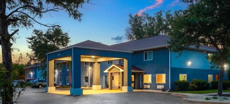 麦克亨利速 8 酒店(Super 8 By Wyndham Mchenry)(Super 8 by Wyndham McHenry/Fox Lake Area)图片