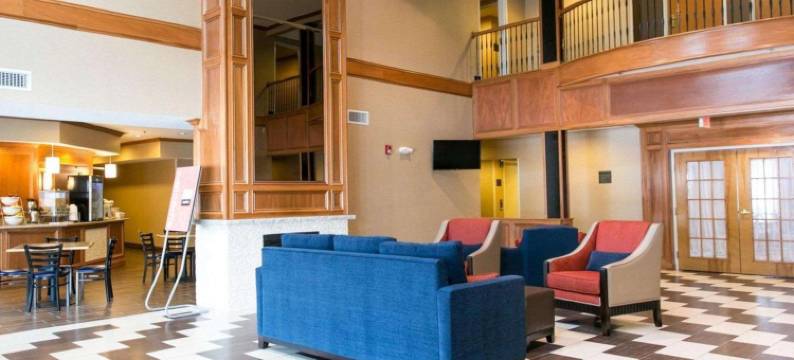 舒适套房酒店-本顿港-圣约瑟(Comfort Suites Benton Harbor - St. Joseph)图片