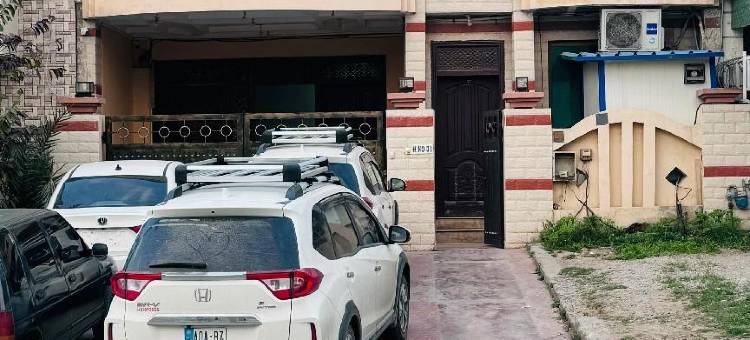 疯狂船员小屋(Madcrew Lodge)图片