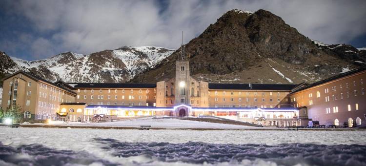 户撒努里亚山谷酒店(Hotel Vall de Núria)图片