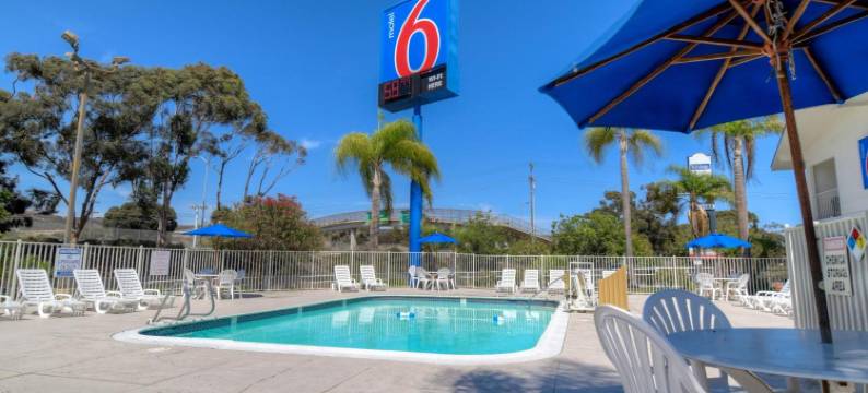 圣易西铎 - 圣迭戈边境6号汽车旅馆(Motel 6 San Ysidro, CA  San Diego Border)图片