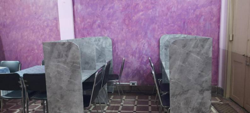 泡泡床青年旅馆(Bubble Beds)图片