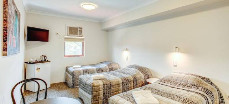 阿瑞娜酒店(Arena Hotel (Formerly Sleep Express Motel))图片