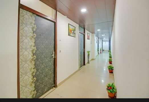 Hotel Grand Inn Hotel Overview