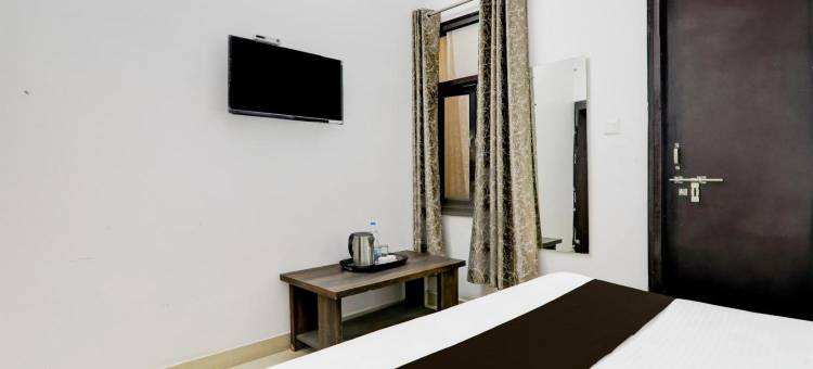 超级OYO酒店 O Indira Nagar(Super OYO Hotel O Indira Nagar)图片