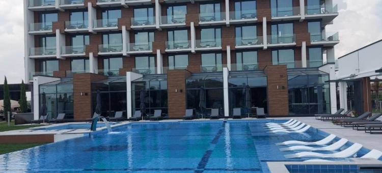 梅里特大漠斯塔酒店及娱乐场(Merit Grand Mosta Spa Hotel & Casino)图片