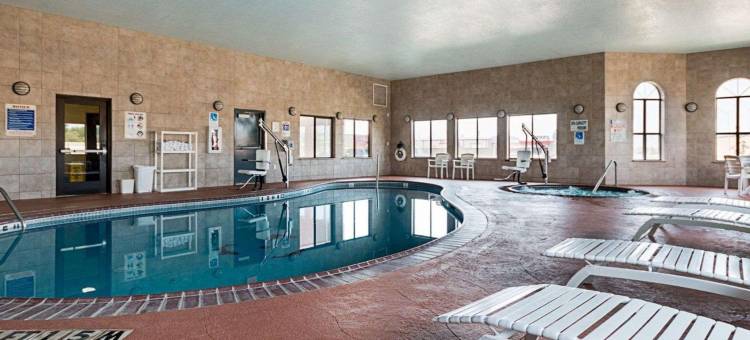 舒适套房酒店(Comfort Inn & Suites)图片