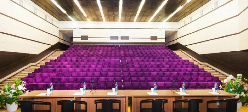 莫罗德兹纳亚酒店(Molodezhnaya Hotel)图片