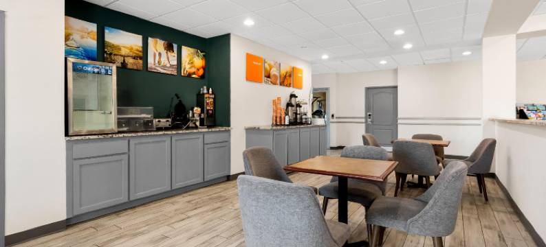 舒适套房酒店(Comfort Inn & Suites)图片