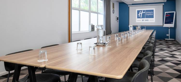 Holiday Inn Express 特伦特河畔的伯顿后(Holiday Inn Express Burton Upon Trent)图片