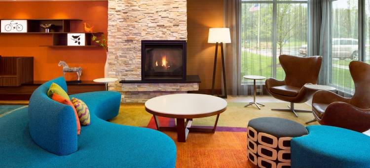 阿克伦费尔劳恩万枫套房酒店(Fairfield Inn & Suites Akron Fairlawn)图片