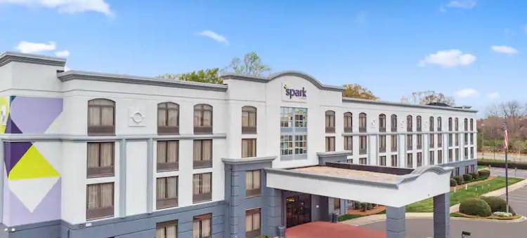 Spark by Hilton Charlotte Tyvola I-77图片