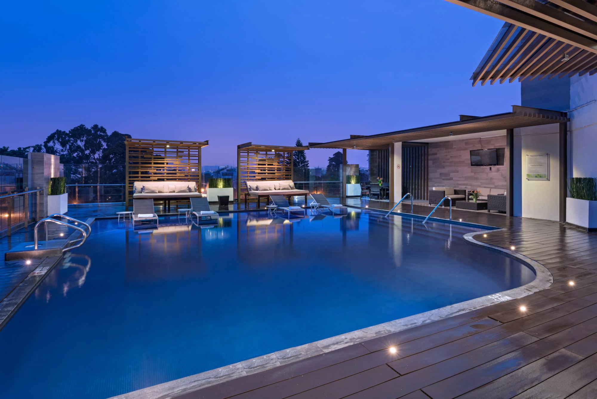 Holiday Inn GUATEMALA by IHG Over view