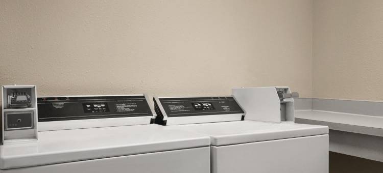 底特律湖丽怡酒店(Country Inn & Suites by Radisson, Detroit Lakes, MN)图片