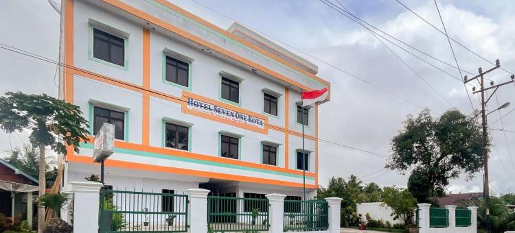 Urbanview Hotel Grand Seven One Kota图片