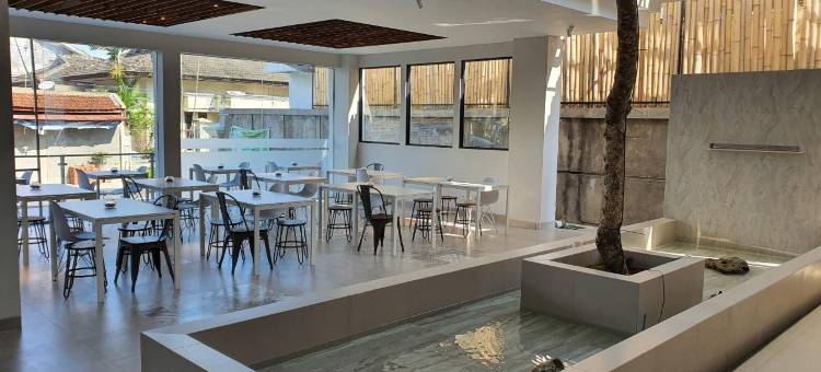 拉帕特玛雅哈特高级酒店(Hart Hotel Premium Rapatmaja)图片