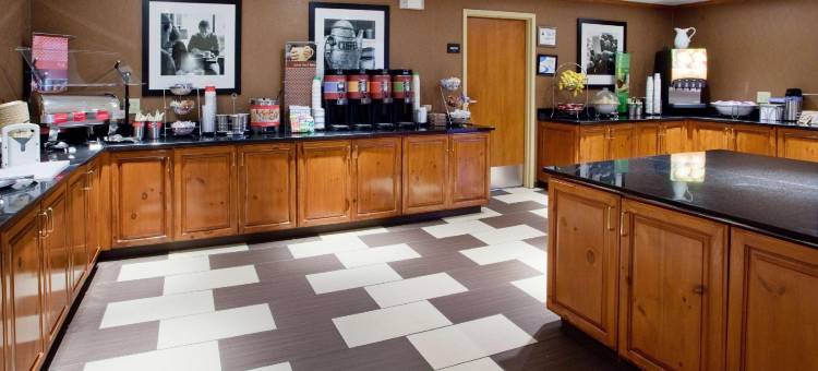 希尔顿欢朋酒店 - 教堂山/达勒姆地区(Hampton Inn & Suites Chapel Hill/Durham)图片