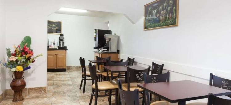 阿姆斯特丹速8酒店(Super 8 by Wyndham Amsterdam)图片