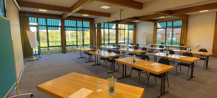 贝斯特韦斯特布雷纳-哈勒公园酒店(Best Western Parkhotel Brehna-Halle)图片