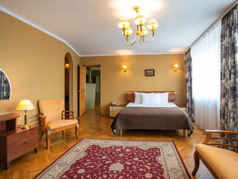 克拉斯诺亚尔斯克酒店