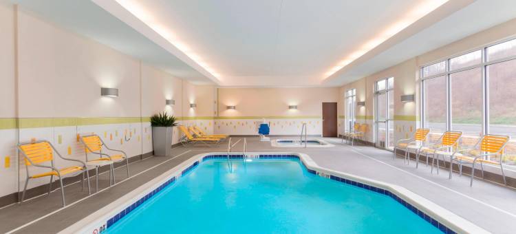 匹兹堡机场/罗宾逊镇万枫套房酒店(Fairfield Inn & Suites Pittsburgh Airport/Robinson Township)图片