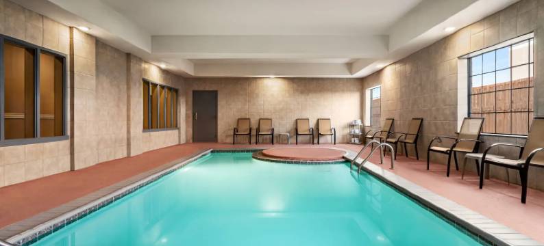 威奇托福尔斯温德姆呗盟酒店(Baymont by Wyndham Wichita Falls)图片