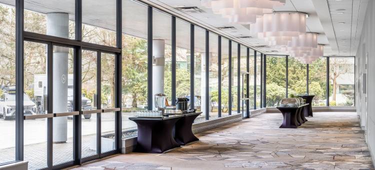 温哥华吉尔福德喜来登酒店(Sheraton Vancouver Guildford Hotel)图片