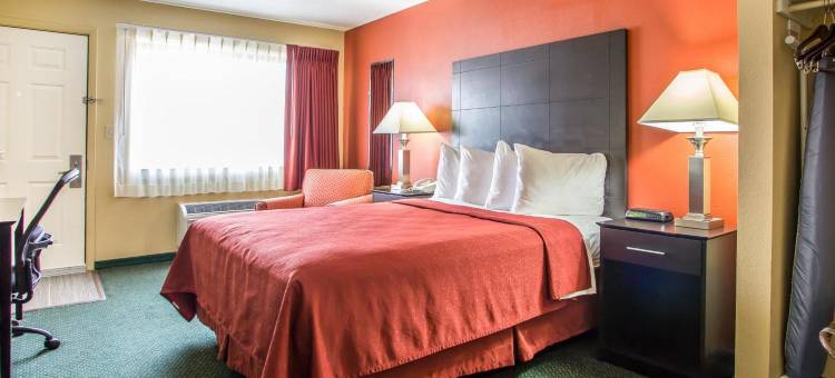 I-74 莫顿凯艺酒店(Quality Inn Morton at I-74)图片