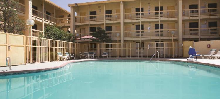 圣达菲拉昆塔温德姆酒店(La Quinta Inn by Wyndham Santa Fe)图片