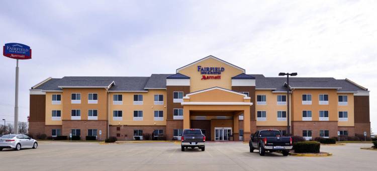 布卢明顿万豪万枫酒店(Fairfield Inn & Suites Bloomington)图片