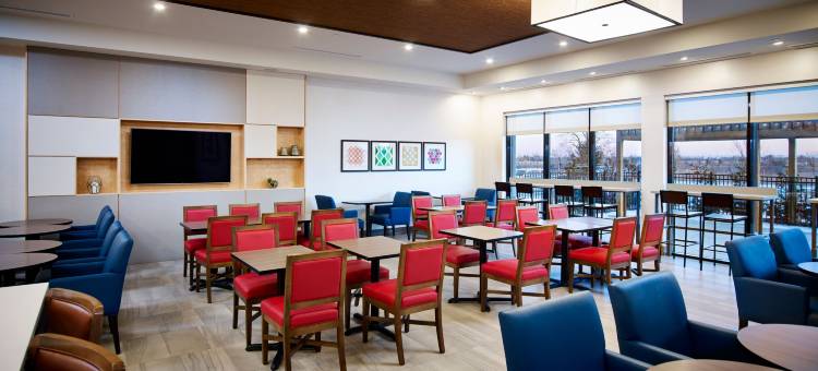 布兰特福德智选假日套房酒店(Holiday Inn Express & Suites Brantford)图片