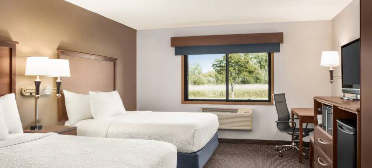 包地特美吟温德姆套房酒店(AmericInn by Wyndham Baudette)图片