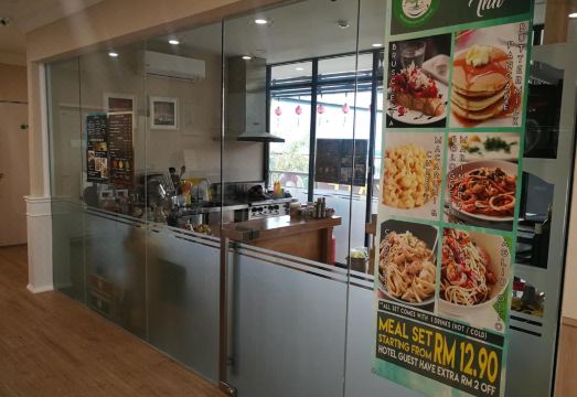 Lavender Inn USJ Hotel Overview