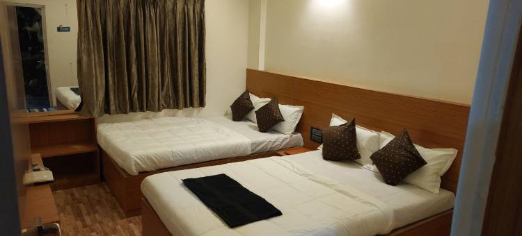 西瑞狄赛苏洛查纳酒店(Hotel Sai Sulochana)图片