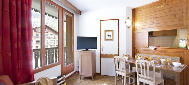 瓦尔花园 - 韦尔代特奥达利斯法义公寓式酒店(Résidence Odalys les Jardins de Val et les Verdets)图片