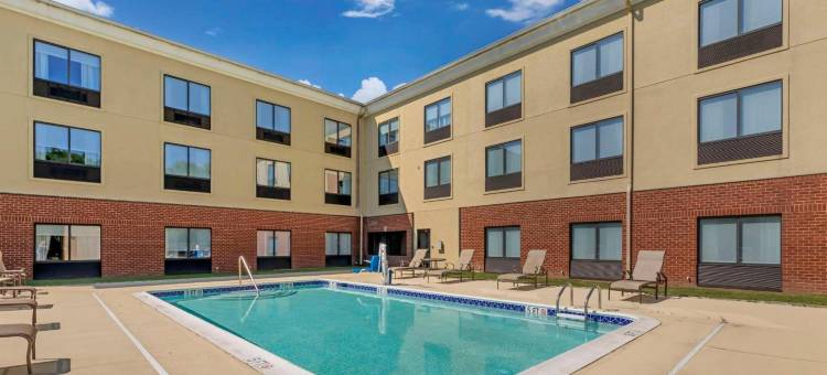 切斯特顿舒适套房酒店(Comfort Inn & Suites Chestertown)图片