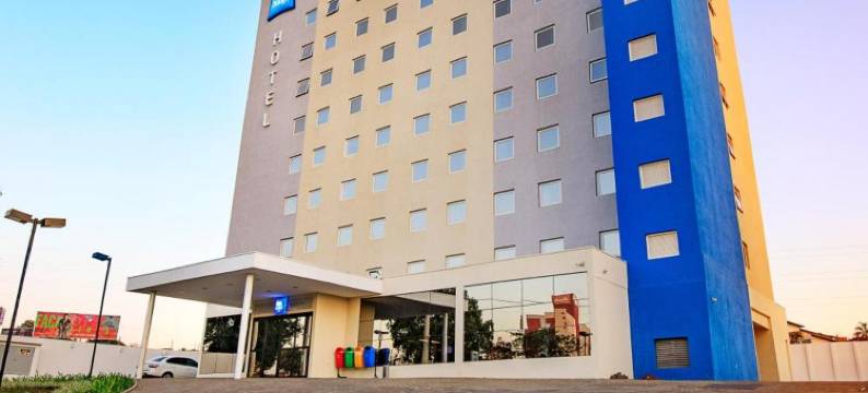 宜必思快捷普雷图河畔圣若泽酒店(Ibis Budget São José do Rio Preto)图片