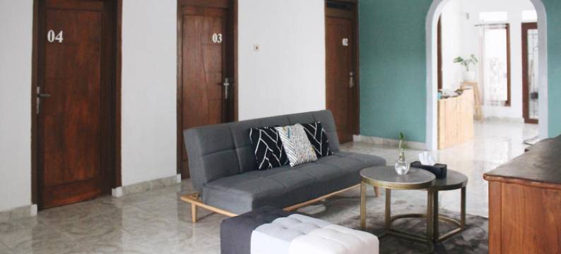 红多兹酒店-近茂物巴鲁塔纳收费出口(RedDoorz Near Exit Toll Tanah Baru Bogor)图片