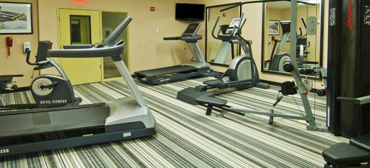 Candlewood Suites 图珀洛北(Candlewood Suites Tupelo North)图片