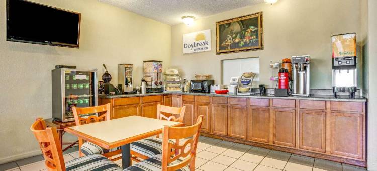 赫尔南多温德姆戴斯酒店(Days Inn by Wyndham Hernando)图片