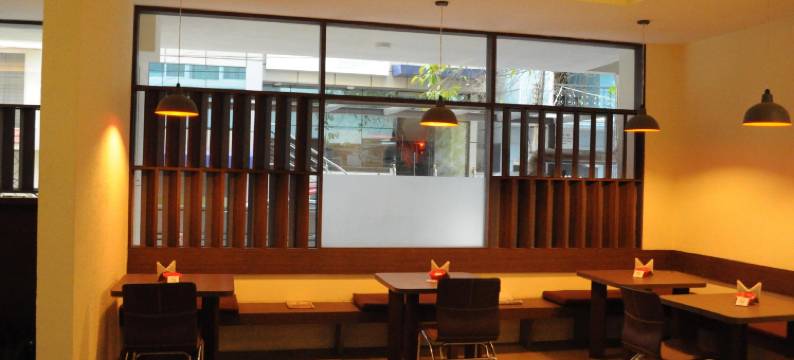 艾索拉套房酒店(Ixora Suites)图片