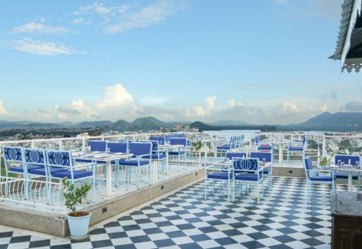 Hotel Darbargarh, Udaipur Hotel Overview