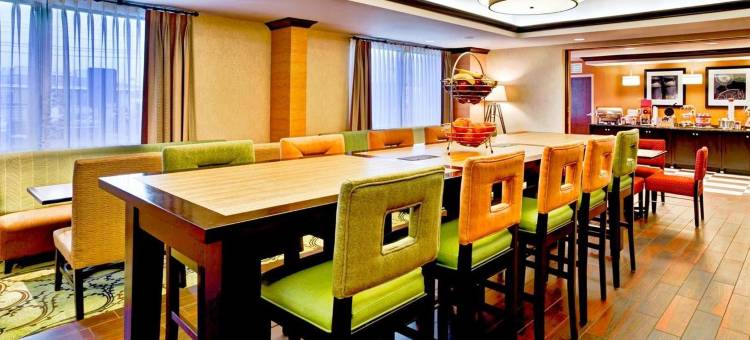 希尔顿欢朋酒店-锡康克(Hampton Inn Seekonk)图片