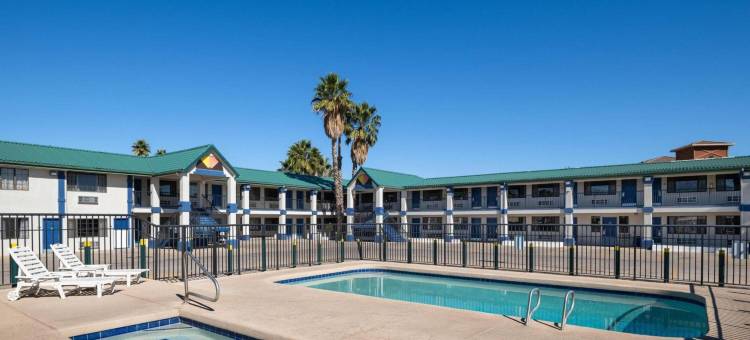 亚利桑那萨福德温德姆戴斯酒店(Days Inn by Wyndham Safford, AZ)图片