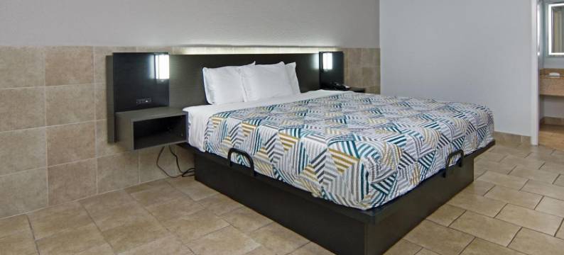 德克萨斯梅斯基特 - 镇东 6 号汽车旅馆(Motel 6 Mesquite, TX – Town East)图片